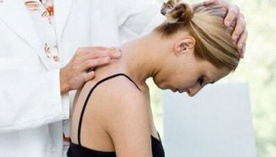 dấu hiệu và triệu chứng của thoái hóa xương khớp