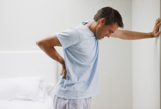 giảm đau lưng ở nam giới